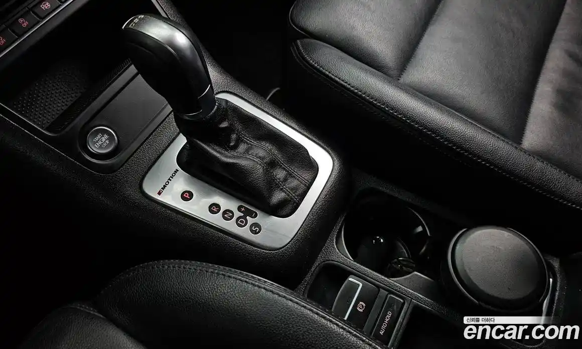 Volkswagen Tiguan 2016 2.0 гидро в Москве № 1350328, фото 9