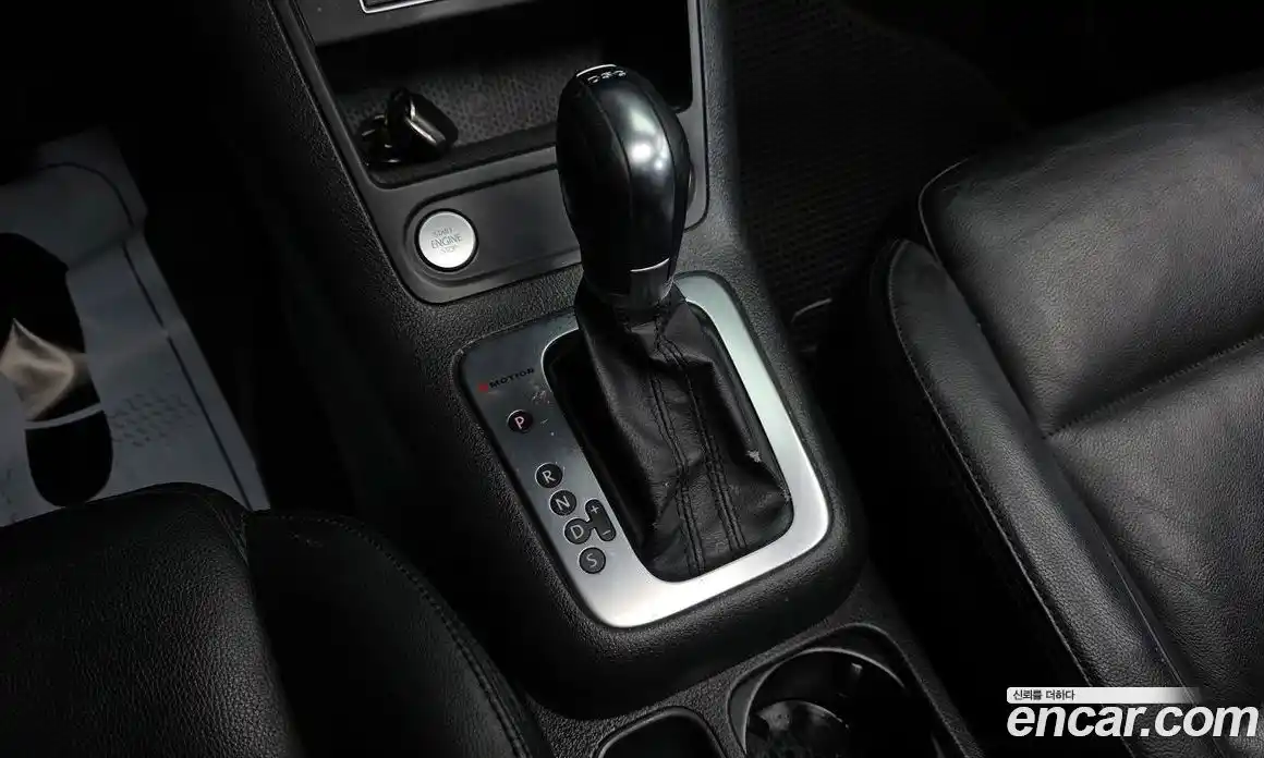 Volkswagen Tiguan 2012 2.0 гидро в Москве № 1350475, фото 9