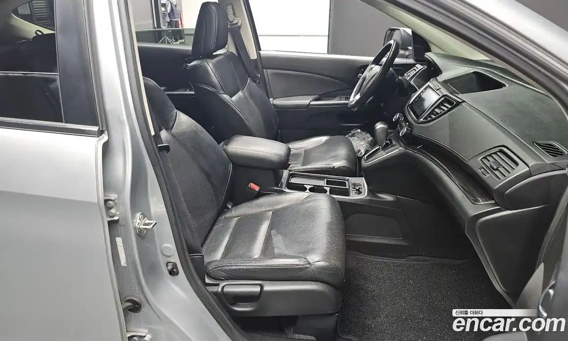 Honda CR-V 2016 2.4 гидро в Москве № 1350882, фото 11