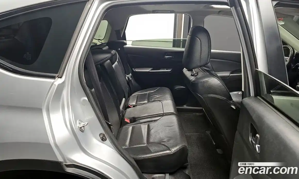 Honda CR-V 2016 2.4 гидро в Москве № 1350882, фото 10