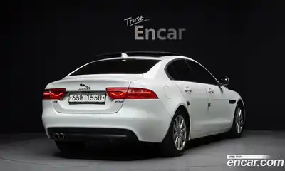 Jaguar XE 2017 2.0 гидро в Москве № 1351159, миниатюра 2
