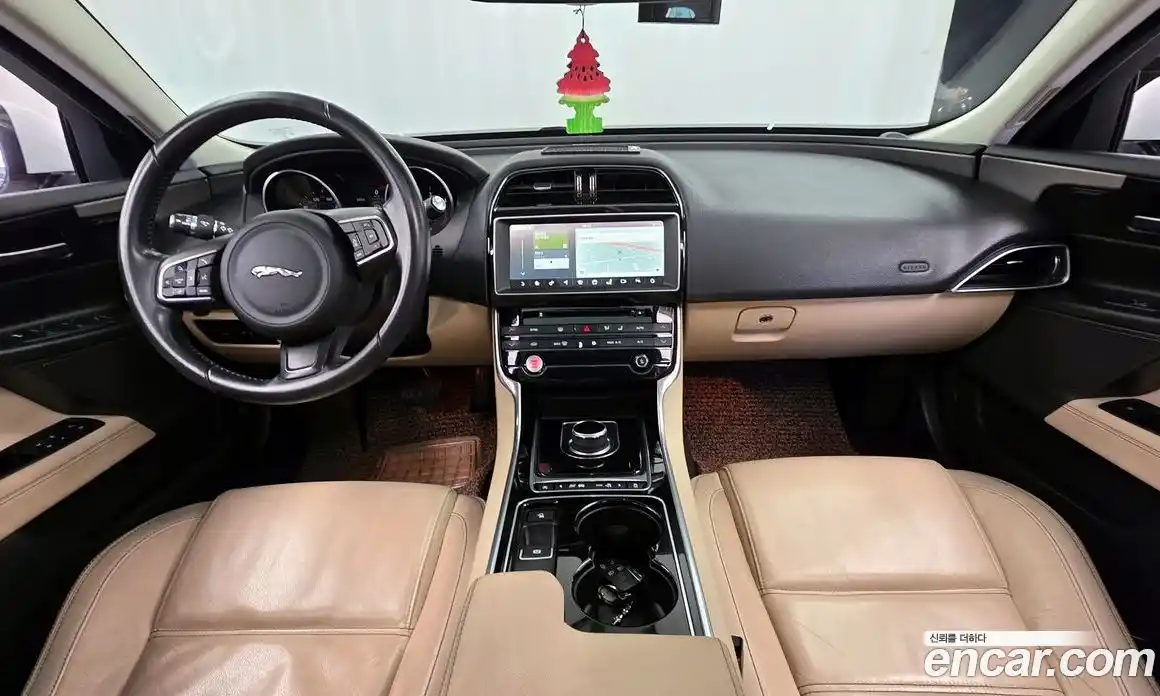 Jaguar XE 2017 2.0 гидро в Москве № 1351159, фото 7