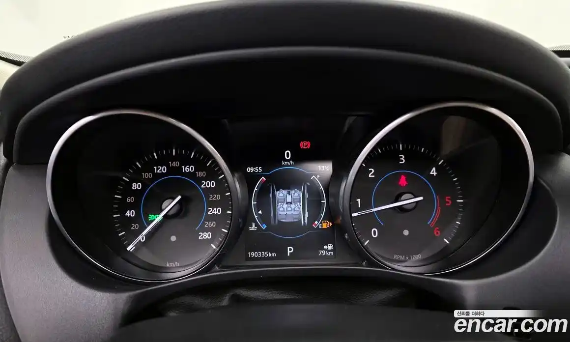 Jaguar XE 2017 2.0 гидро в Москве № 1351159, фото 8