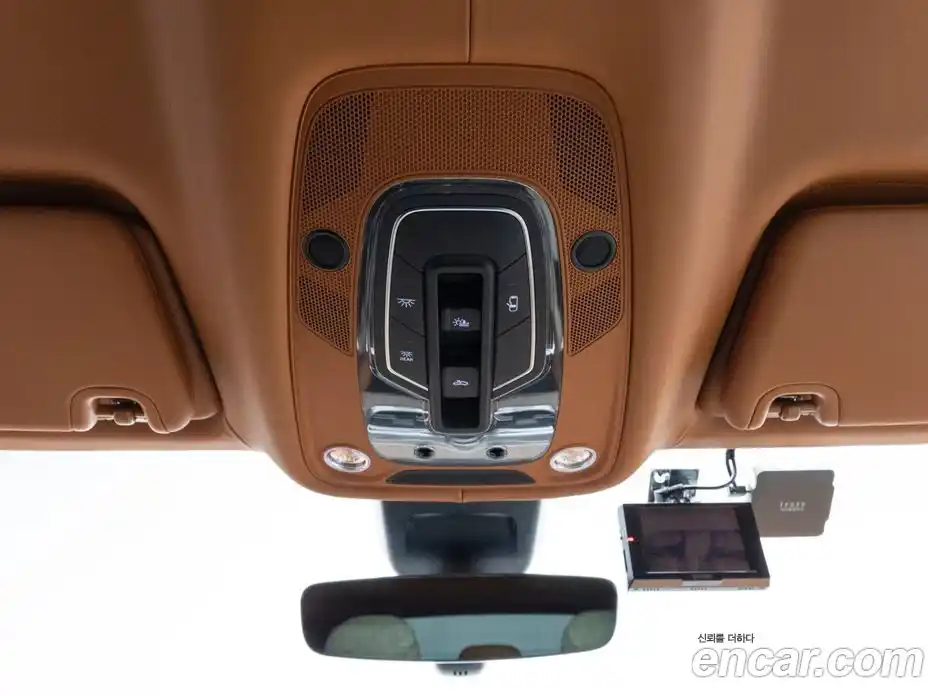 Bentley Bentayga 2024 4.0 гидро в Москве № 1351400, фото 16