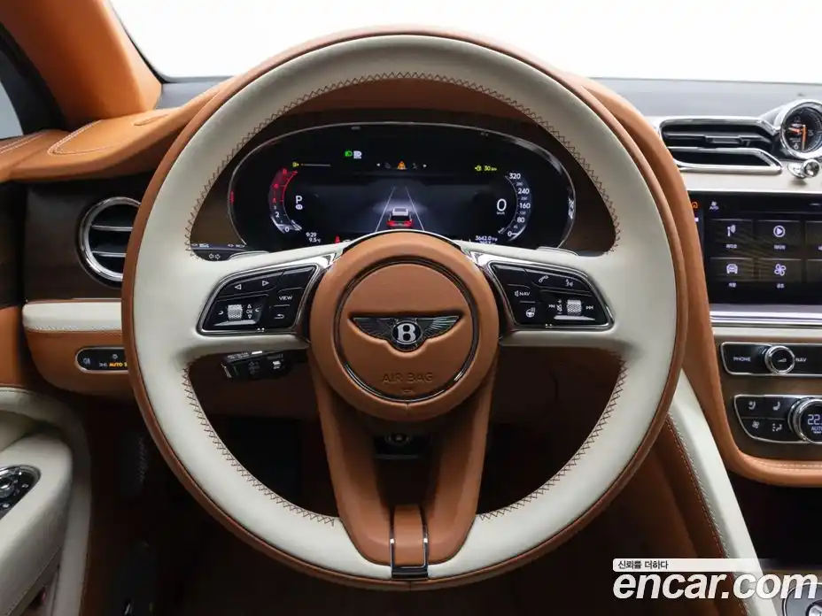 Bentley Bentayga 2024 4.0 гидро в Москве № 1351400, фото 19