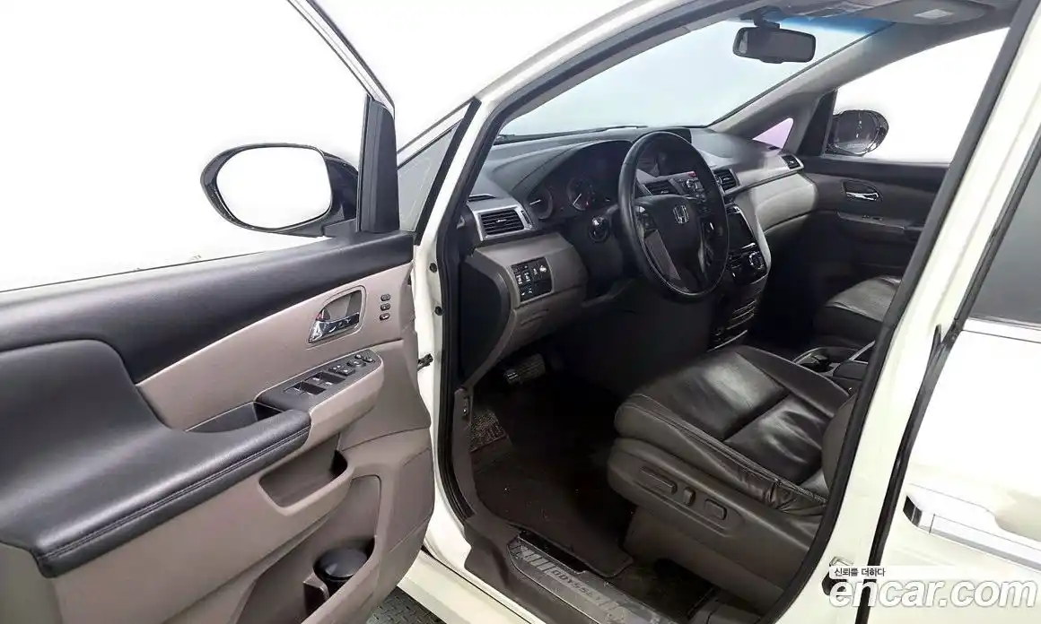 Honda Odyssey 2015 3.5 гидро в Москве № 170680, фото 10