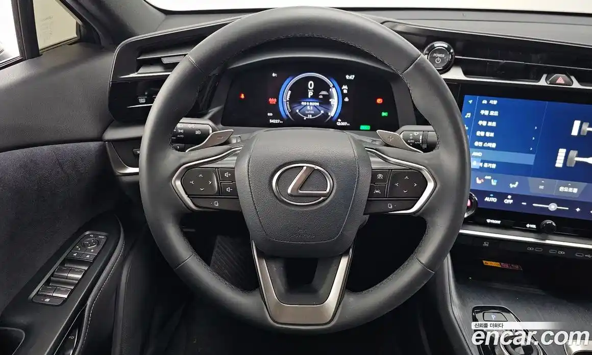 Lexus RZ 2023 0.2 гидро в Москве № 198880, фото 13