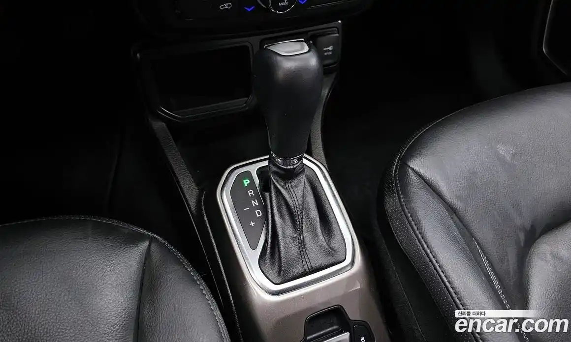 Jeep Renegade 2021 2.4 гидро в Москве № 232286, фото 9