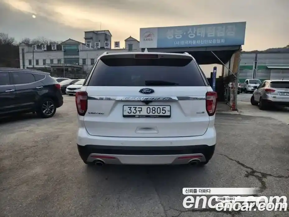 Ford Explorer 2016 2.3 гидро в Москве № 285562, фото 4
