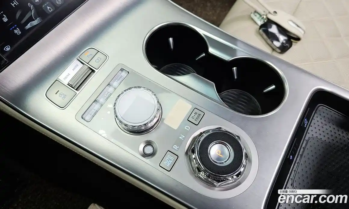 Genesis GV70 2024 2.5 Автомат в Москве № 1399604, фото 8