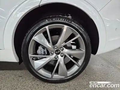 Genesis GV70 2024 2.5 гидро в Москве № 1399606, миниатюра 12