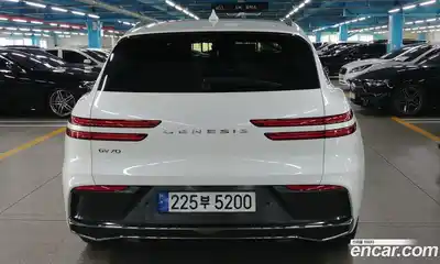 Genesis GV70 2024 2.5 гидро в Москве № 1399606, миниатюра 7