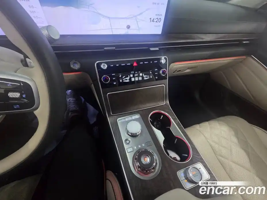 Genesis GV80 2024 2.5 Автомат в Москве № 1399682, фото 9