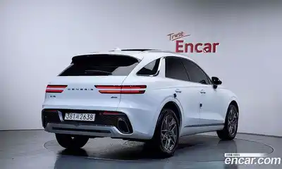 Genesis GV70 2023 2.5 Автомат в Москве № 1399719, миниатюра 2