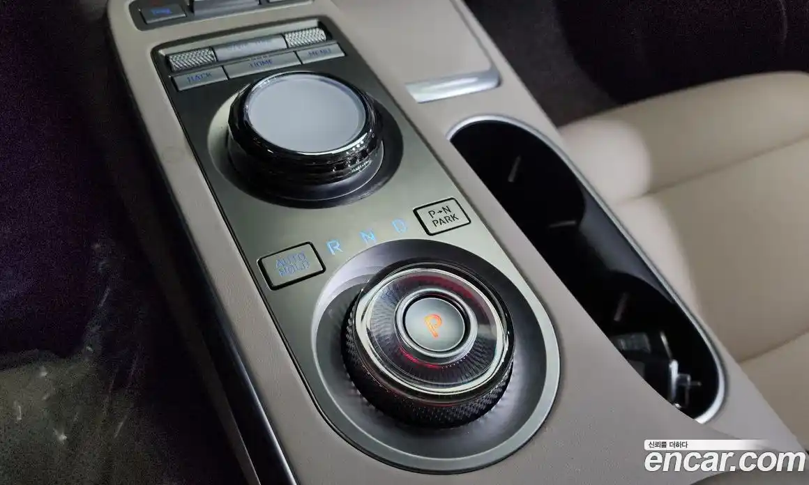 Genesis GV70 2023 2.5 Автомат в Москве № 1399719, фото 9