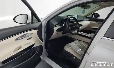 Genesis GV70 2023 2.5 Автомат в Москве № 1399719, миниатюра 10