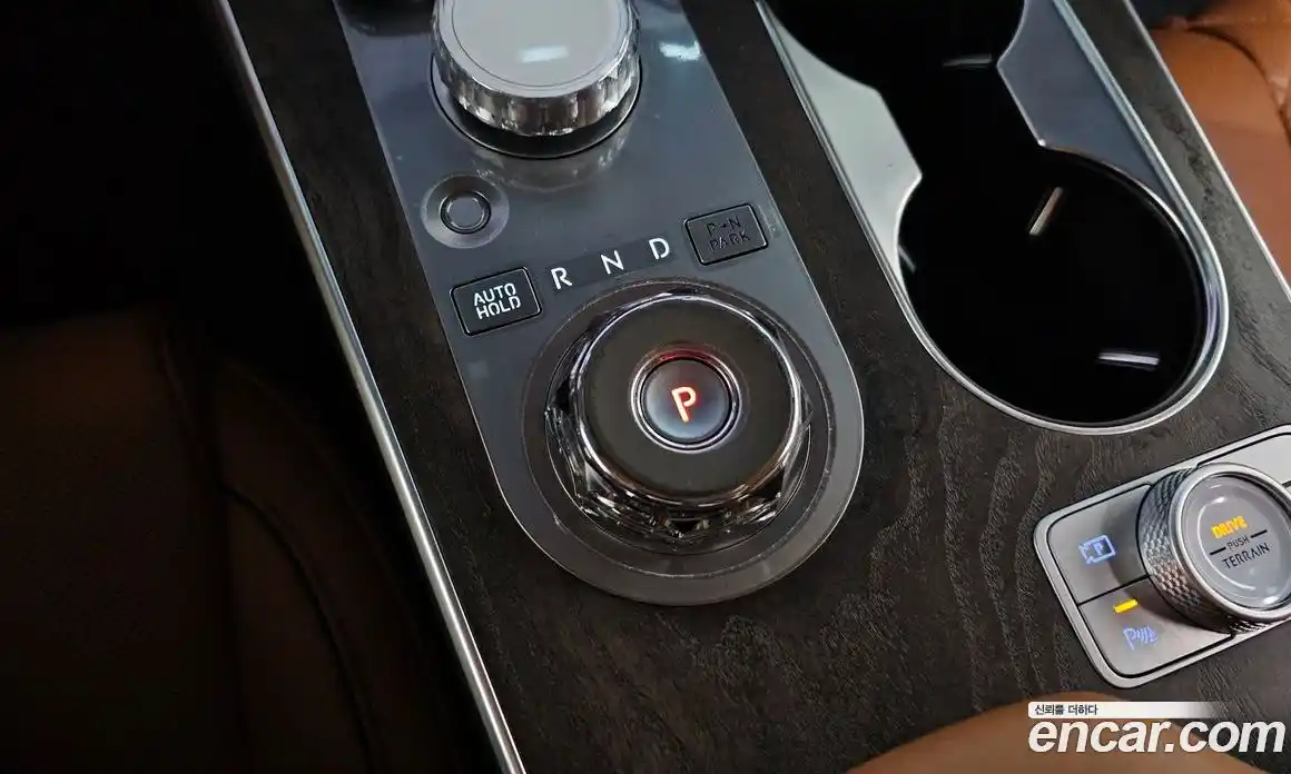 Genesis GV80 2024 2.5 Автомат в Москве № 1399721, фото 9