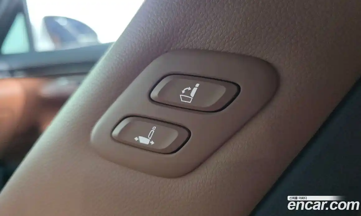 Genesis GV70 2023 2.5 Автомат в Москве № 1399724, фото 18