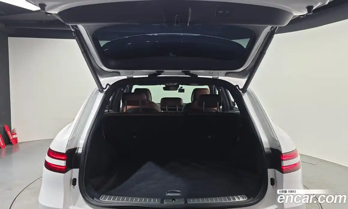 Genesis GV70 2023 2.5 Автомат в Москве № 1399724, фото 20