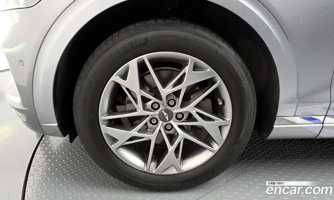 Genesis GV70 2022 2.2 Автомат в Москве № 1399741, фото 5