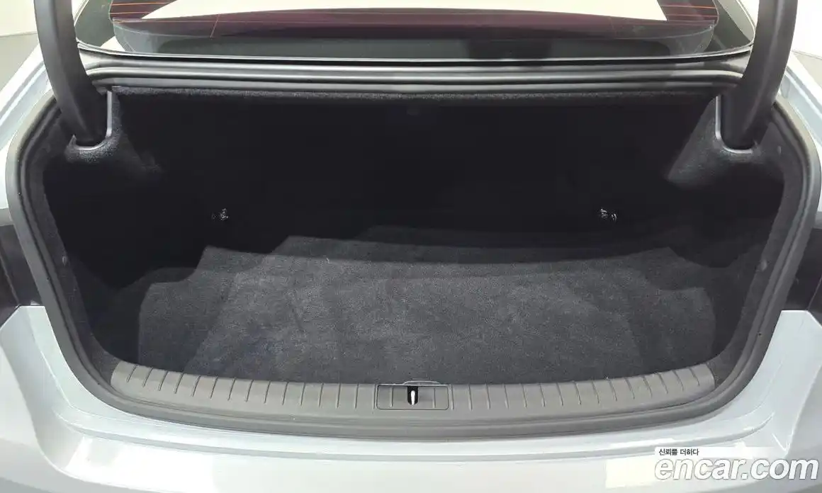 Genesis G80 2018 3.3 Автомат в Москве № 1399761, фото 20