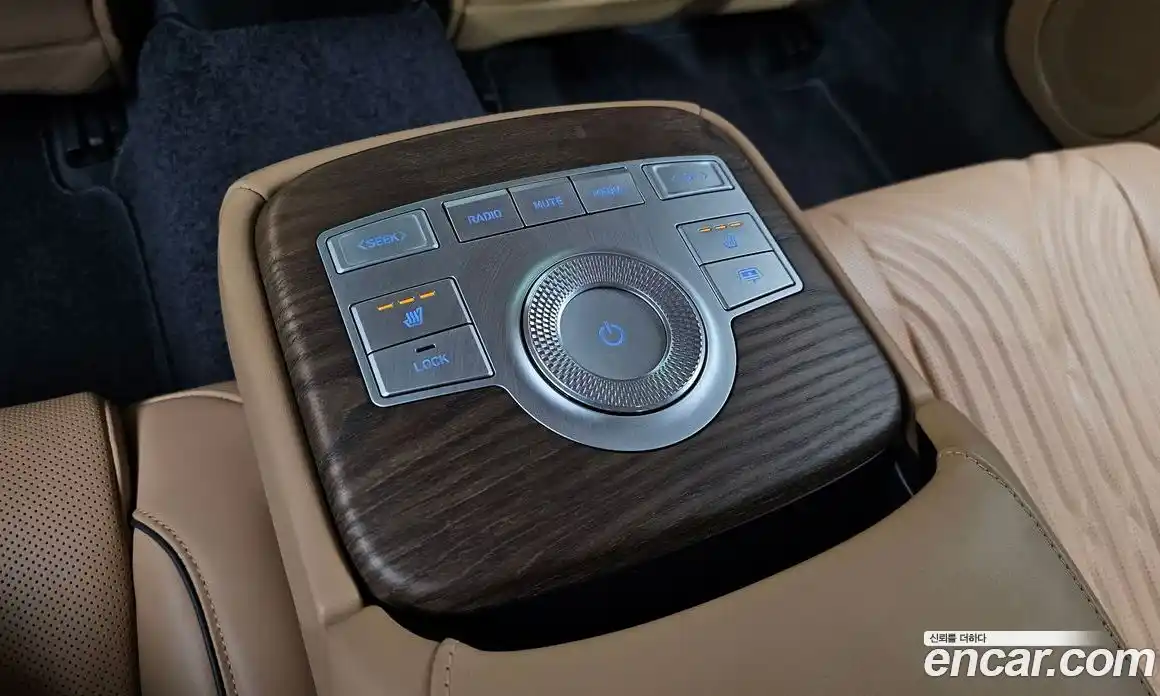 Genesis G80 2022 2.5 Автомат в Москве № 1399837, фото 18