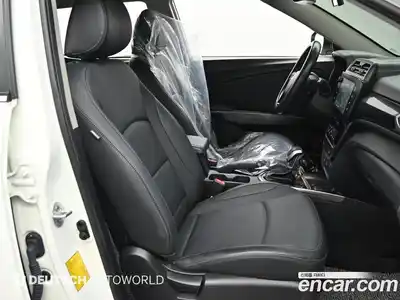SsangYong TIBOLI 2023 1.6 гидро в Москве № 1400083, миниатюра 10