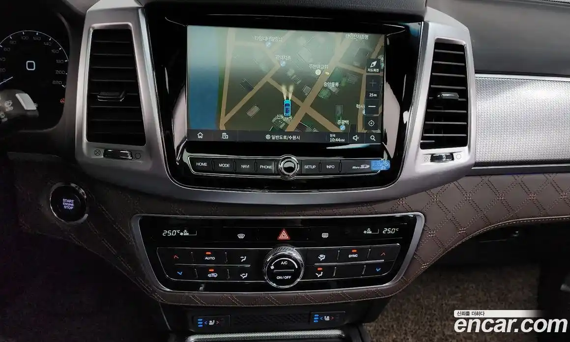 SsangYong Rexton 2022 2.2 гидро в Москве № 1400272, фото 13