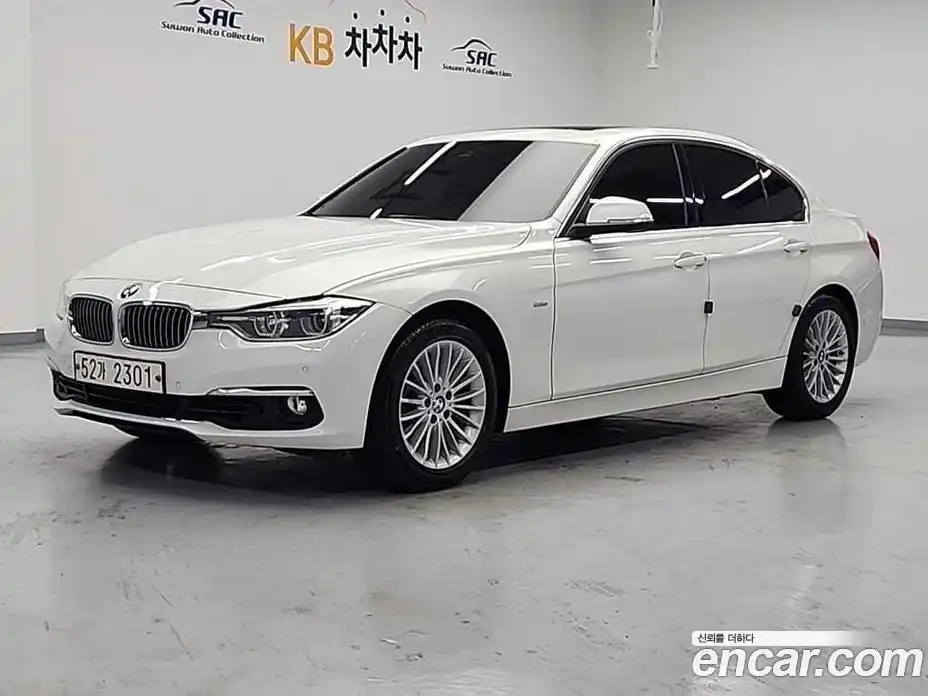 BMW 3-Series 2018 2.0 Автомат в Москве № 1400598, фото 1