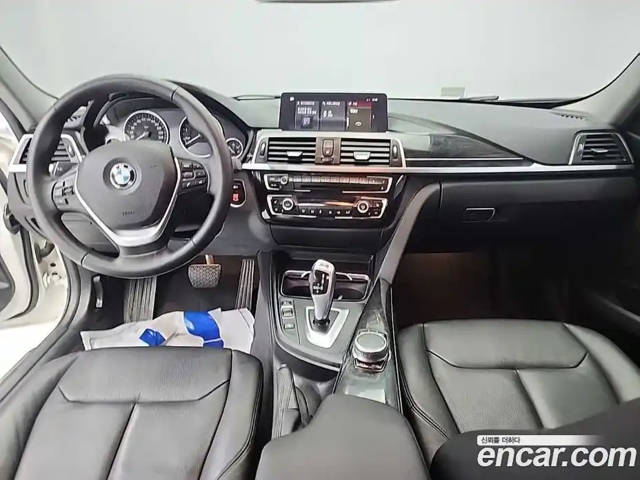 BMW 3-Series 2018 2.0 Автомат в Москве № 1400598, фото 7