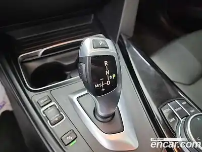 BMW 3-Series 2018 2.0 Автомат в Москве № 1400598, миниатюра 8