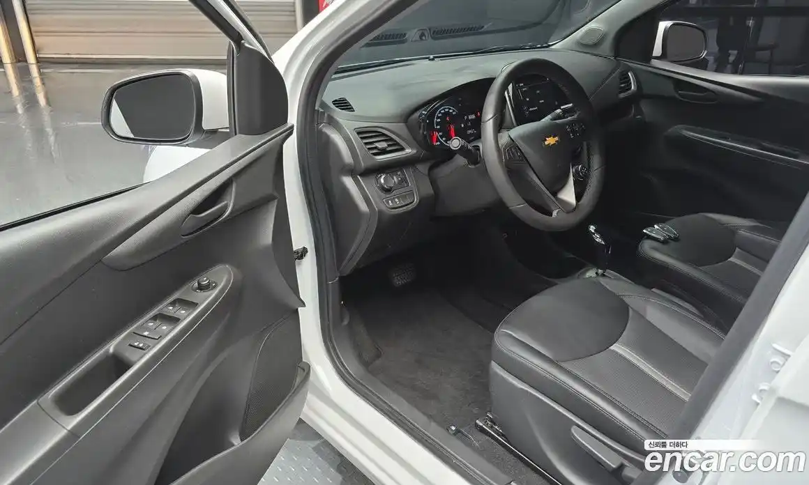 Chevrolet Spark 2022 1.0 гидро в Москве № 1400826, фото 10