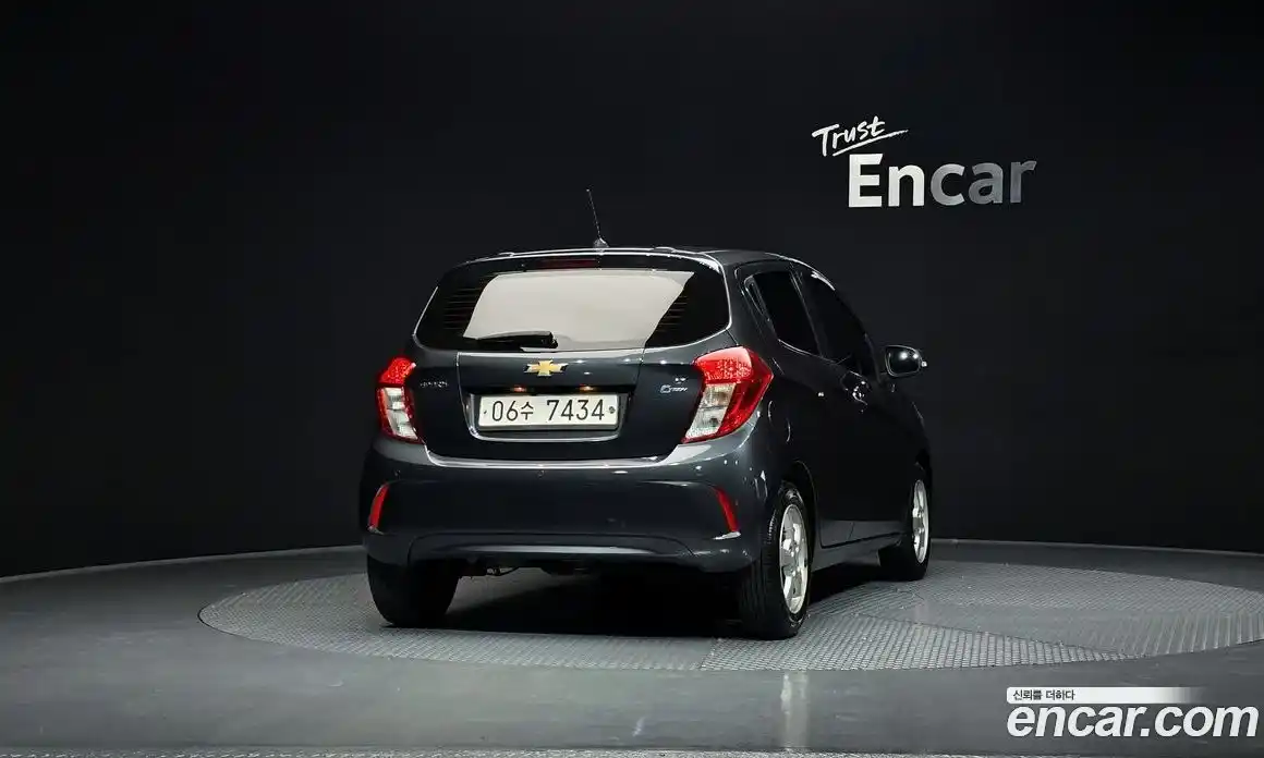 Chevrolet Spark 2018 1.0 гидро в Москве, фото 4