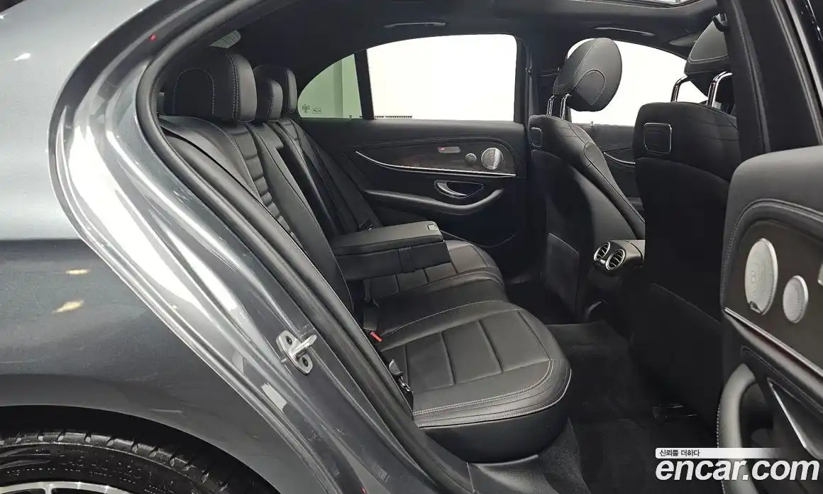 Mercedes-Benz E-Class 2019 2.0 гидро в Москве № 1403834, фото 12