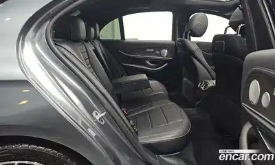 Mercedes-Benz E-Class 2019 2.0 гидро в Москве № 1403834, миниатюра 12