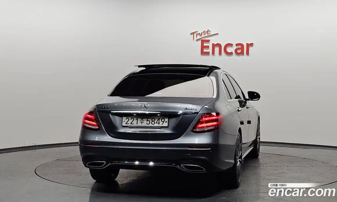 Mercedes-Benz E-Class 2019 2.0 гидро в Москве № 1403834, фото 4