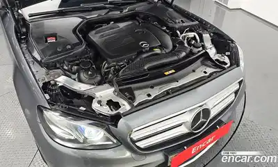Mercedes-Benz E-Class 2019 2.0 гидро в Москве № 1403834, миниатюра 6