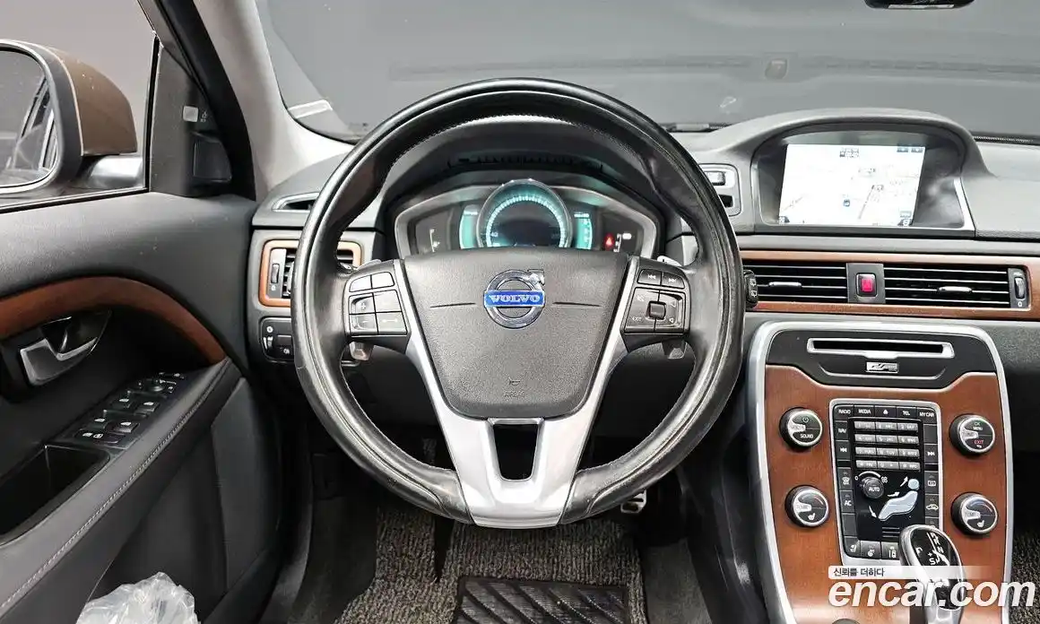 Volvo XC70 2013 2.4 гидро в Москве № 1404765, фото 13