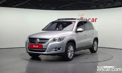 Volkswagen Tiguan, 2010