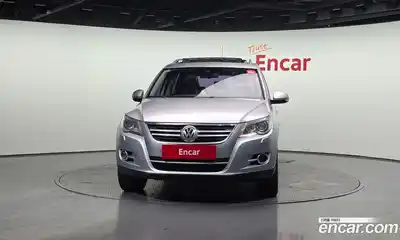 Volkswagen Tiguan 2010 2.0 гидро в Москве № 1405624, миниатюра 3