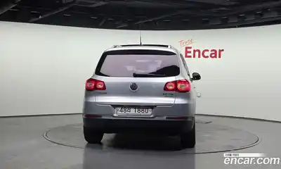 Volkswagen Tiguan 2010 2.0 гидро в Москве № 1405624, миниатюра 4