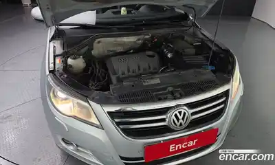 Volkswagen Tiguan 2010 2.0 гидро в Москве № 1405624, миниатюра 6