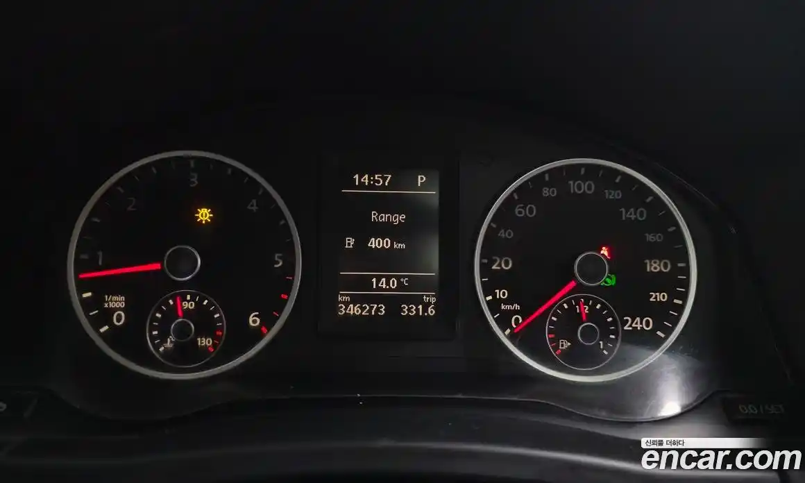 Volkswagen Tiguan 2010 2.0 гидро в Москве № 1405624, фото 8