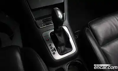 Volkswagen Tiguan 2010 2.0 гидро в Москве № 1405624, миниатюра 9