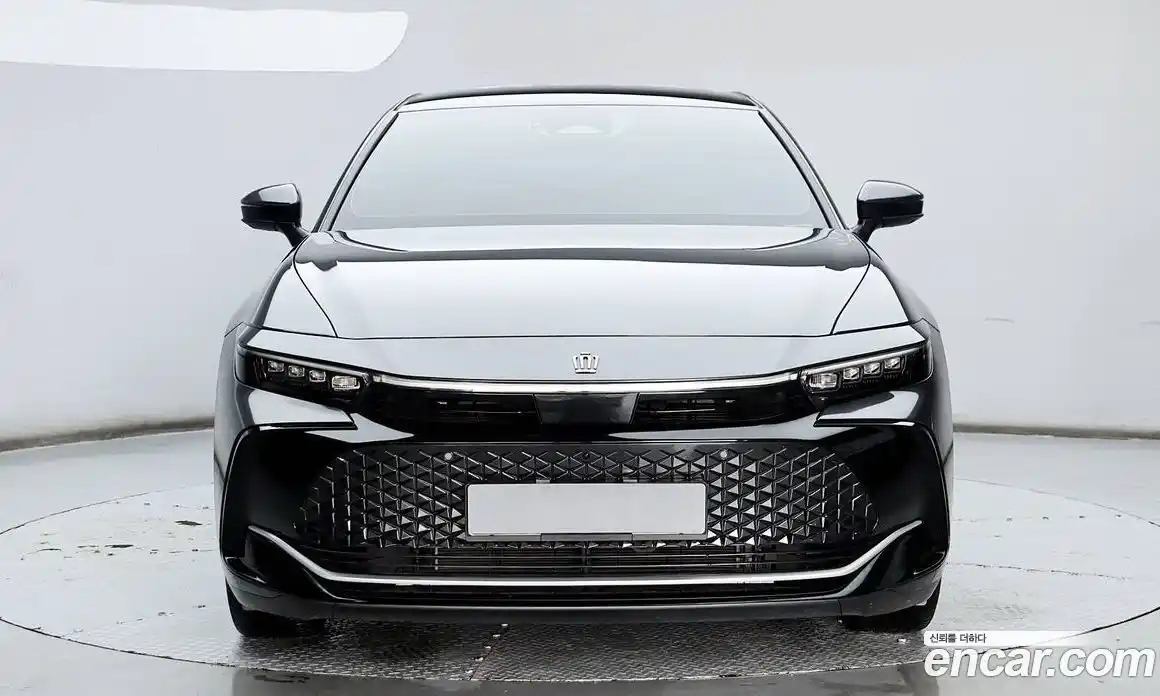 Toyota Crown 2023 2.5 гидро в Москве № 1405996, фото 3