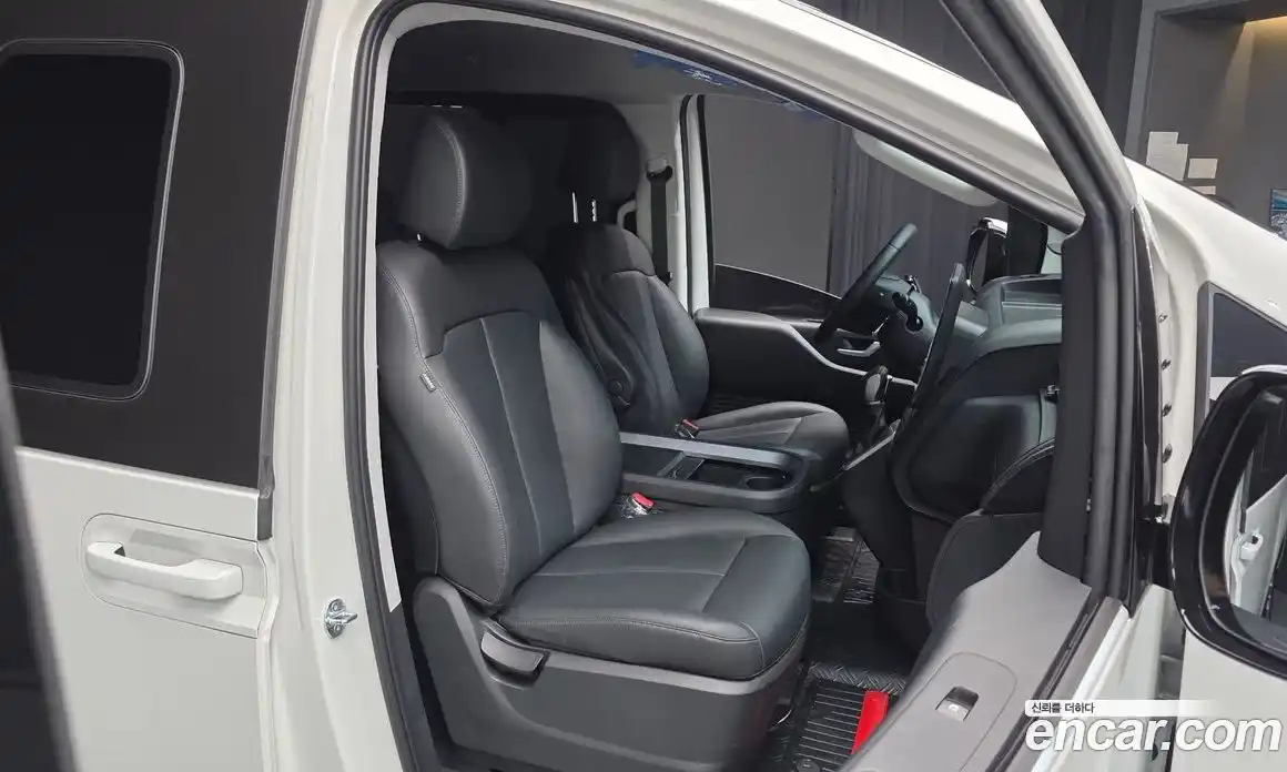 Hyundai Staria 2025 2.2 гидро в Москве № 1416922, фото 12