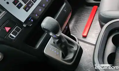 Hyundai Staria 2025 2.2 гидро в Москве № 1416922, миниатюра 9
