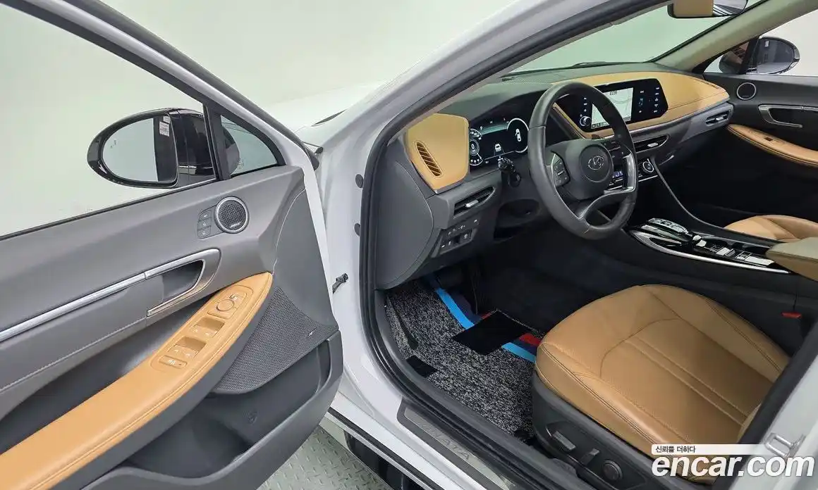 Hyundai Sonata 2023 2.0 гидро в Москве № 1417192, фото 13