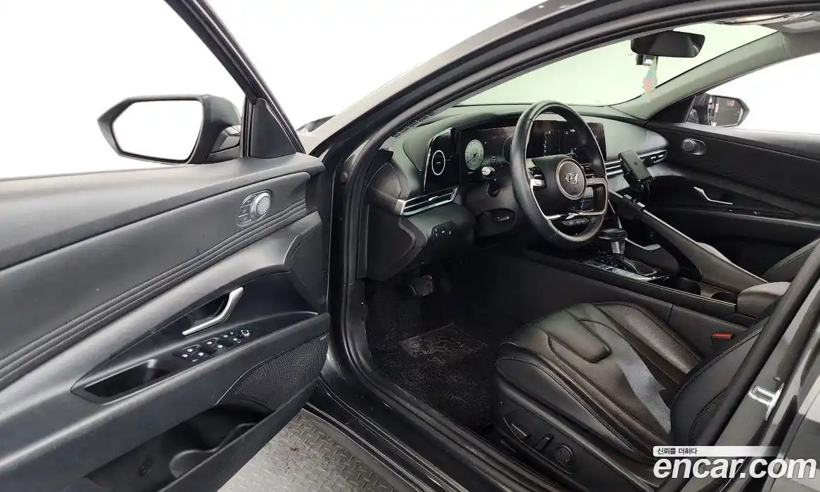 Hyundai Avante 2021 1.6 Автомат в Москве № 1417571, фото 10