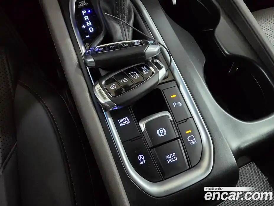 Hyundai Santa Fe 2018 2.0 гидро в Москве № 1417608, фото 15